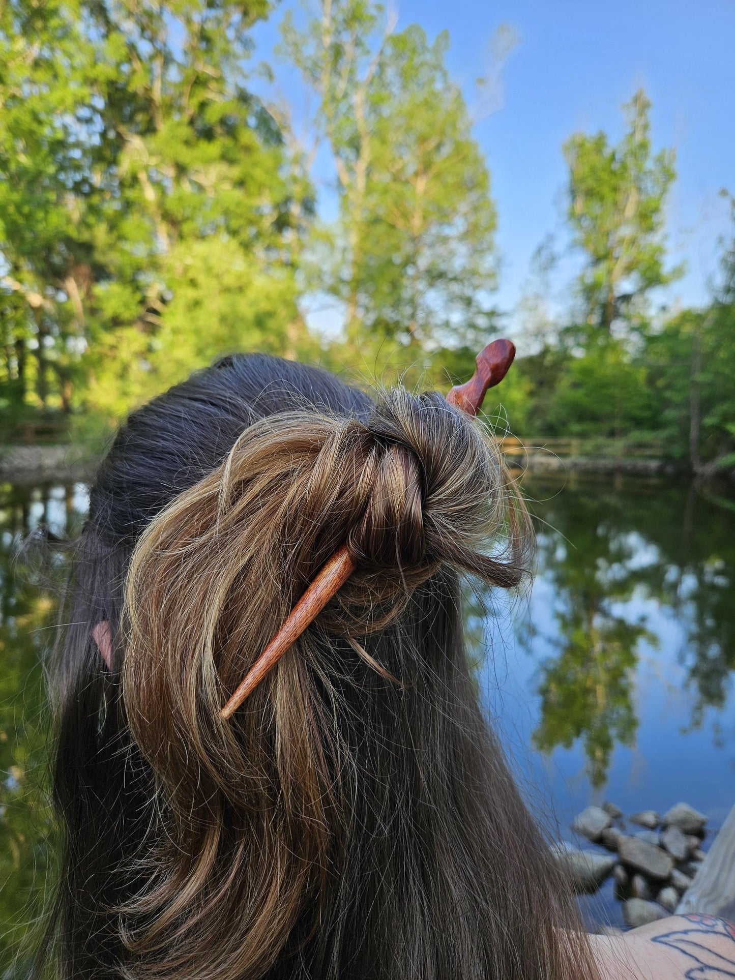 Purpleheart Wooden Hair Stick, Spiral Twisted Hair Pin for Stylish Buns and Updos, Handmade Natural Hair Accessory Gift